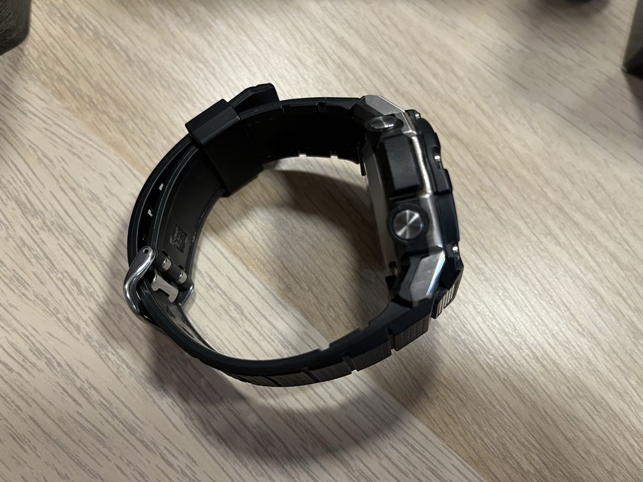 G-Shock  GST  B300S 1AER