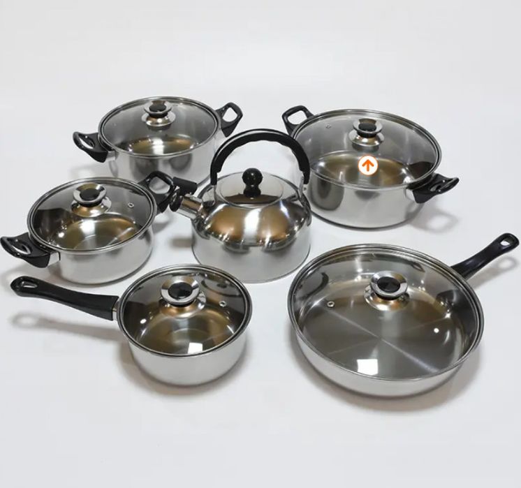 Комплект съдове за готвене 12 части – 39 €