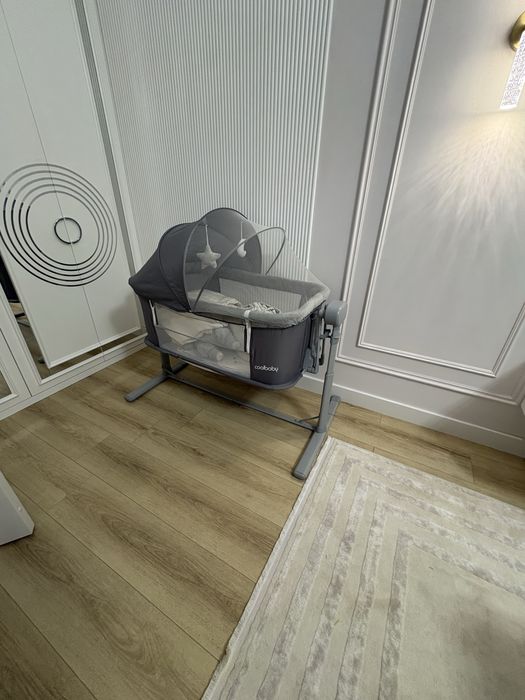 Продаю детскую электронную люльку.