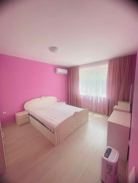 Дава се под наем Тристаен апартамент в София, Бояна - 70 кв.м за 699 € - Снимка #2