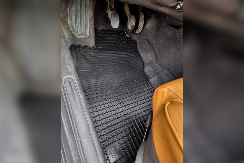 Гумени стелки Gumarny Zubri съвместими с Alfa Romeo 147 00-10г