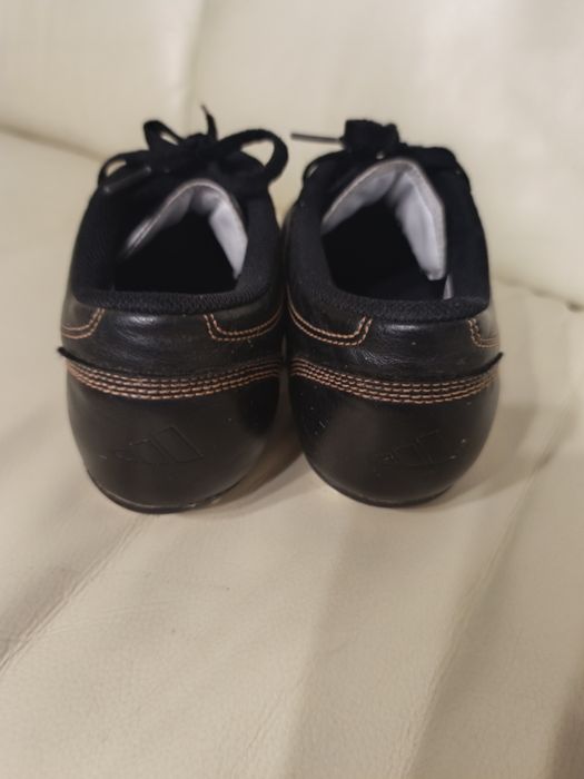 Adidas Nr 39 ⅓ ghete fotbal crampoane