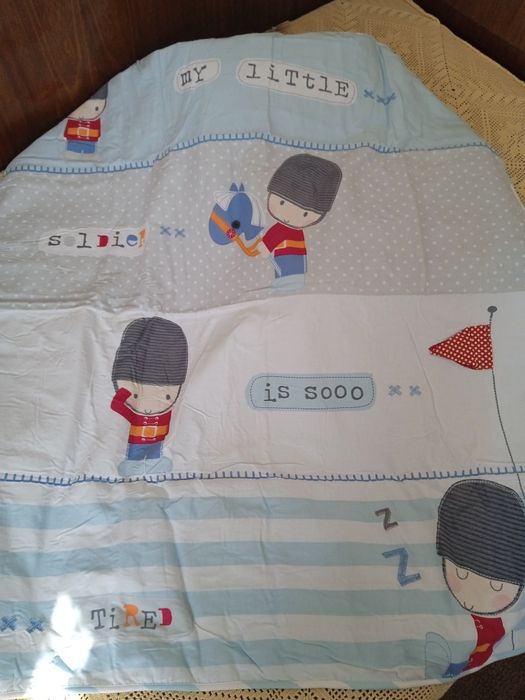 НОВ Пълен спален комплект за бебе Bizzi Growin My Little Soldier
