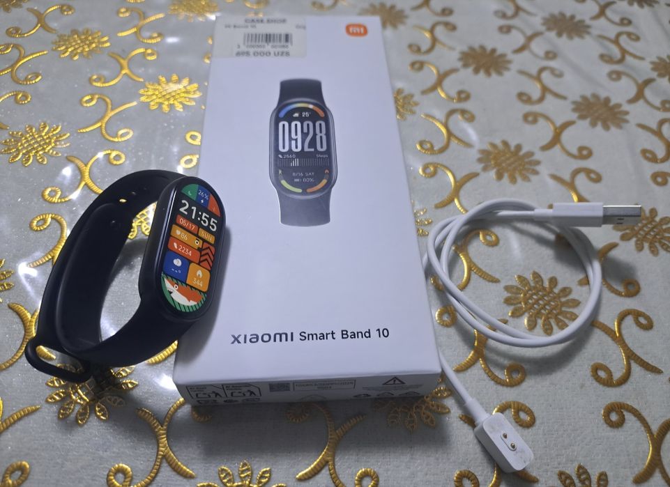 Xiaomi Smart Band 10 - фитнес браслет