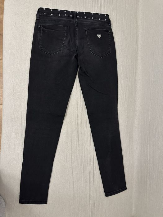 Blugi Guess marimea 26