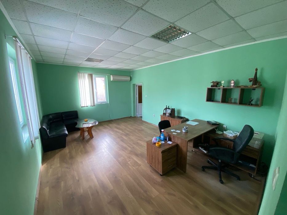 Дава се под наем Склад в Харманли - 380 кв.м за 500 € - Снимка #1