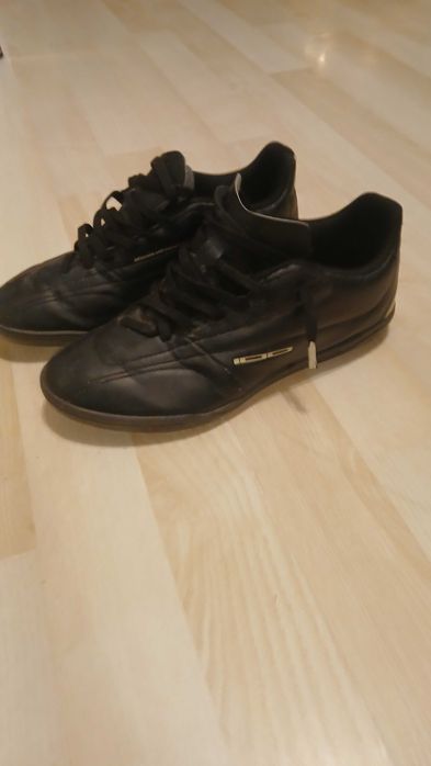 Ghete de fotbal Kipsta