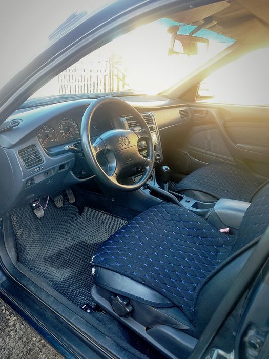 Toyota Carina E продам