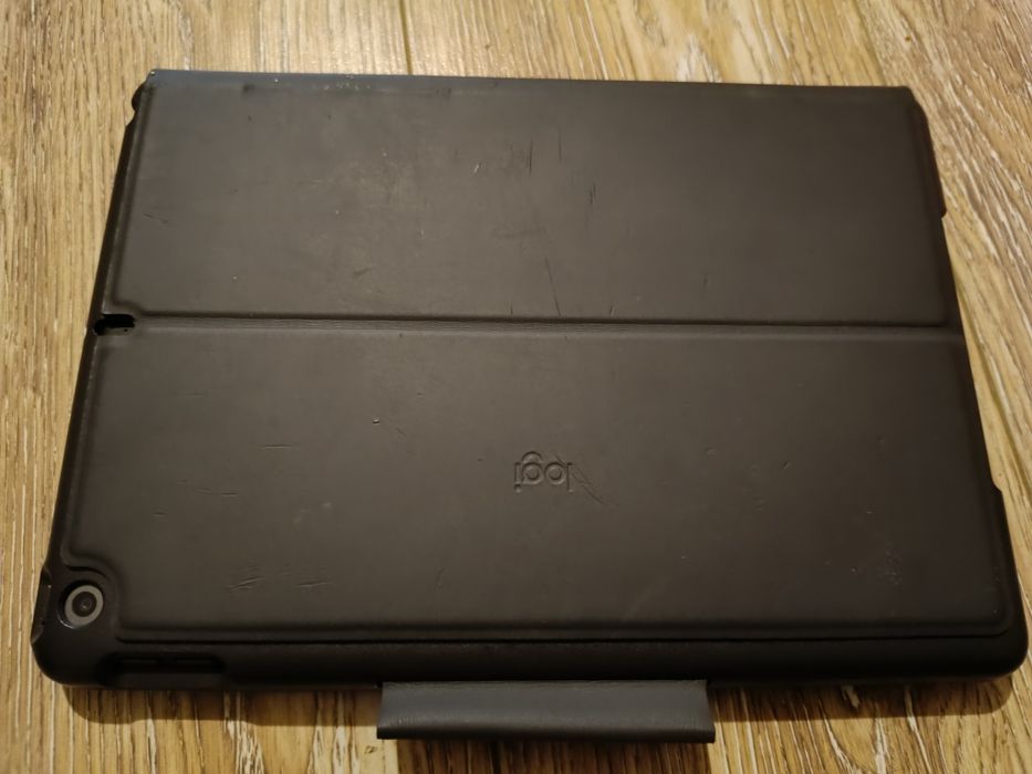 iPad 7th Sim card celular Tastatură