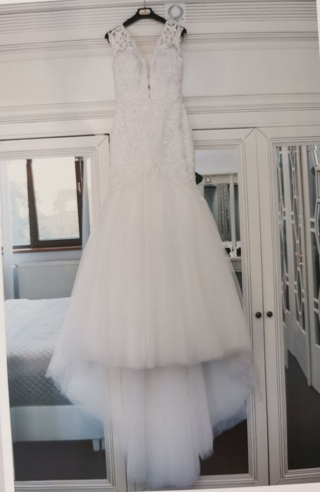 Rochie de mireasa sirenă plus voal cadou!