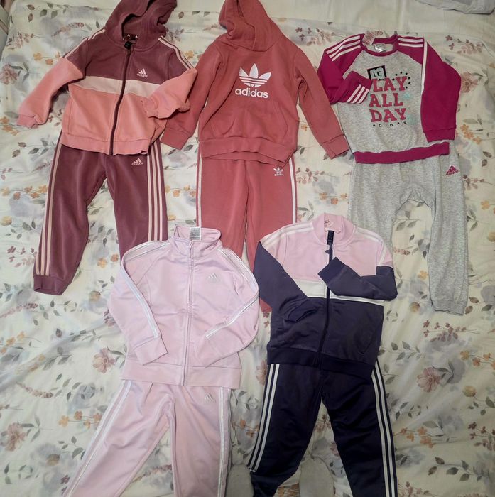 Екипи,якета и обувки за 3-4години момиче