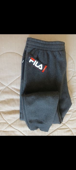 Спортивные штаны Fila.