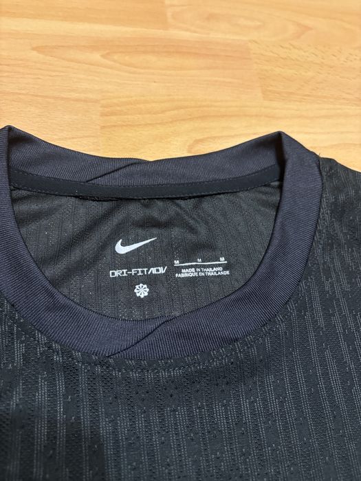 Футболна тениска Ливърлул