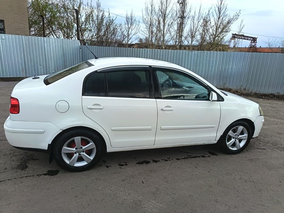 Продам авто Volkswagen Polo