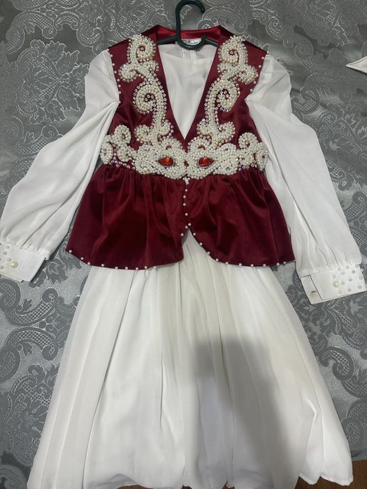 Национальные платье