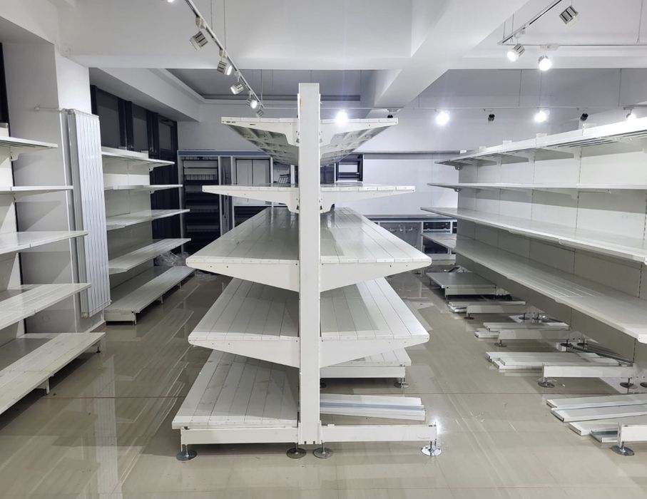 Super oferta Vând rafturi metalice pentru magazine, depozite sau supe