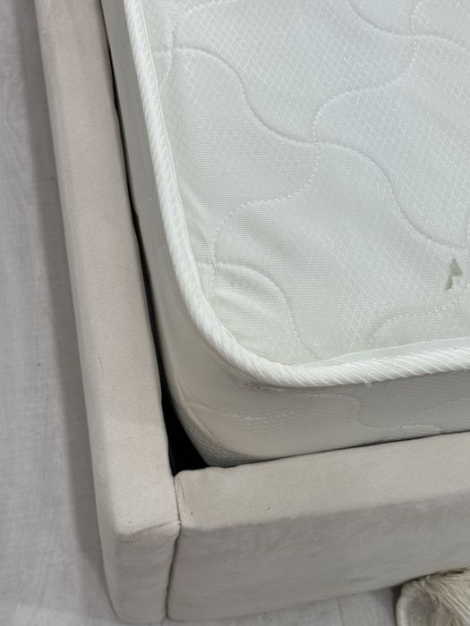 Продам кровать 180х200