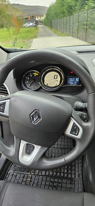 Megane 3 Hatchback 1.5 dci Automat