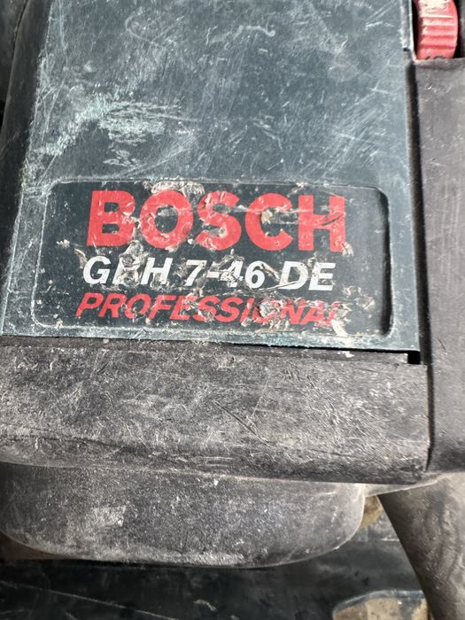 Продам перфоратор бош Max