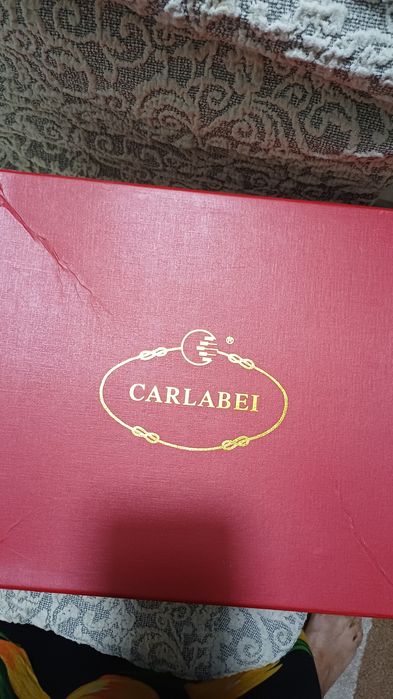 Продаю осенние полусапожки .