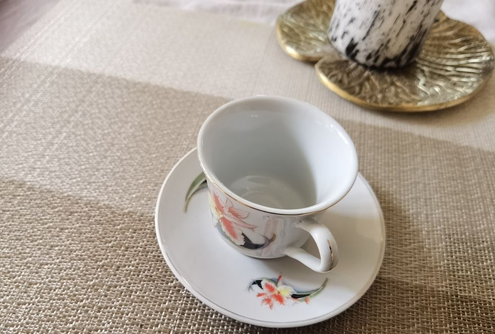 Красиви  Чашки за кафе