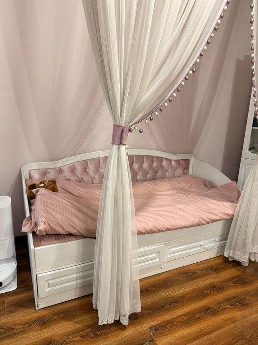 Удобный кроватки