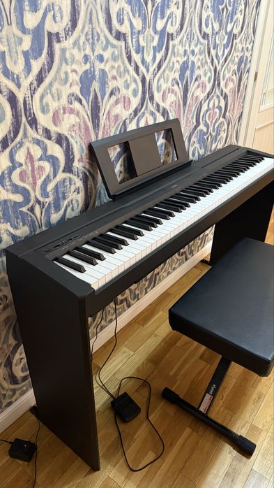 Цифровое пианино Yamaha Р-45B со скамейкой