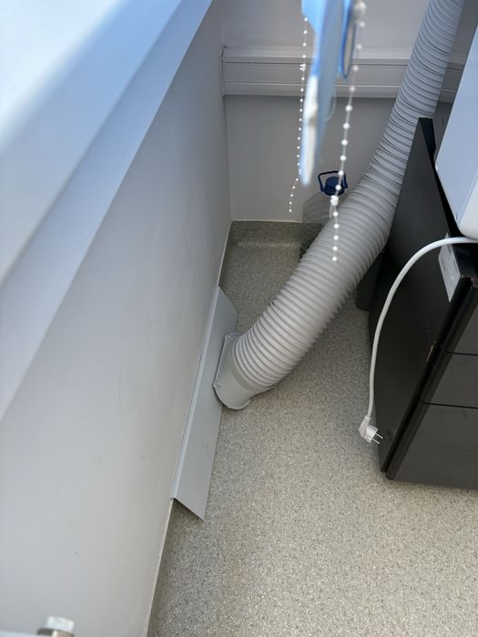 Aer conditionat portabil A+ 12000 BTU Hisense