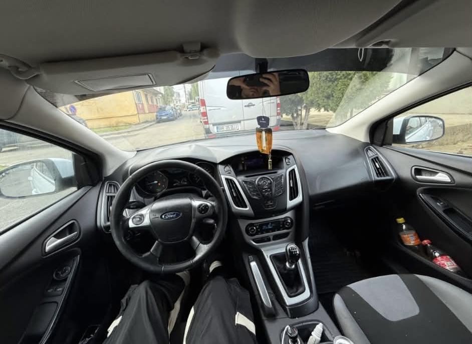 FORD Focus 0 — imagine 4