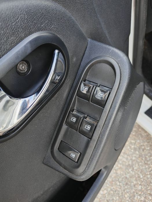 Dacia Duster 1.6 benzina + gaz 2015 ITALIA /  aer condiționat