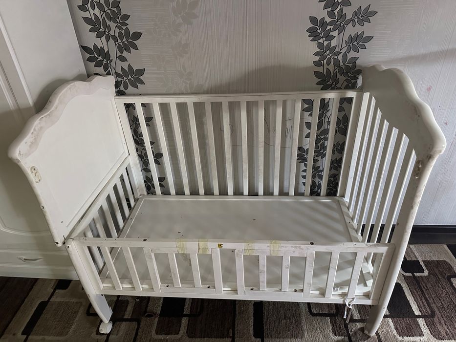 Детский шкаф и кроватка