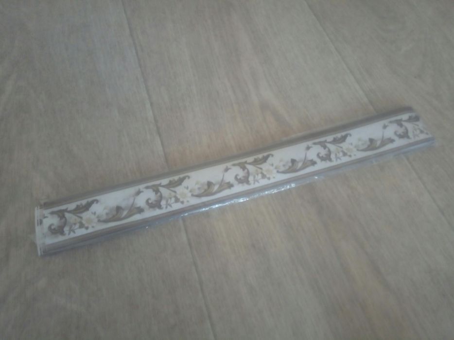 Обои разные остатки. Цены уточняйте.