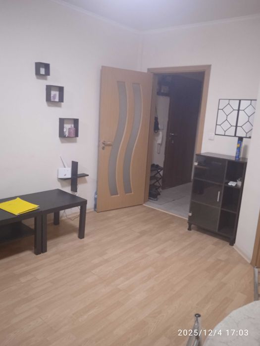 Предлагам под наем двустаен апартамент гр София широк център