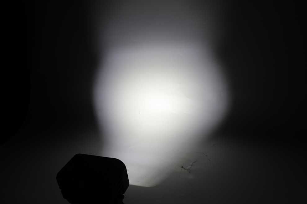 42W LED Халоген FLOOD – Работен Фар с Жълта и Червена Светлина 12V/24V