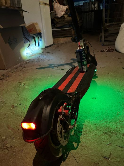 Продам Электро самокат