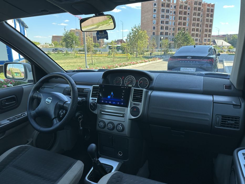 Nissan X Trail 2004год