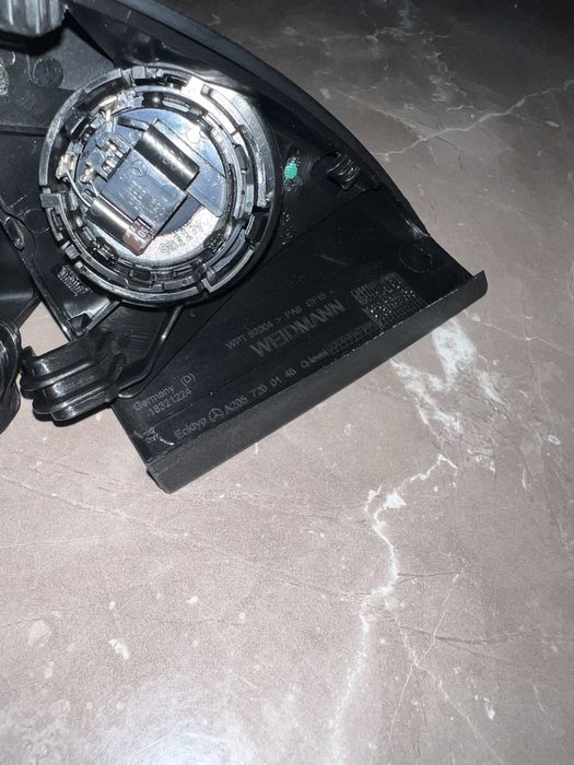 Колонки за Мерцедес C-class w205