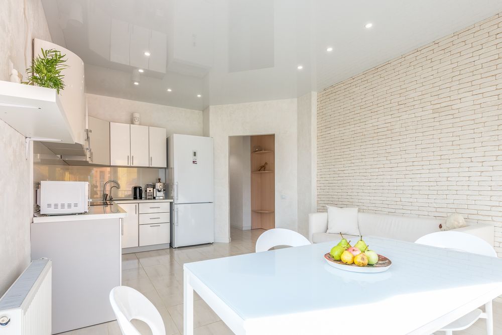 Натяжные потолки