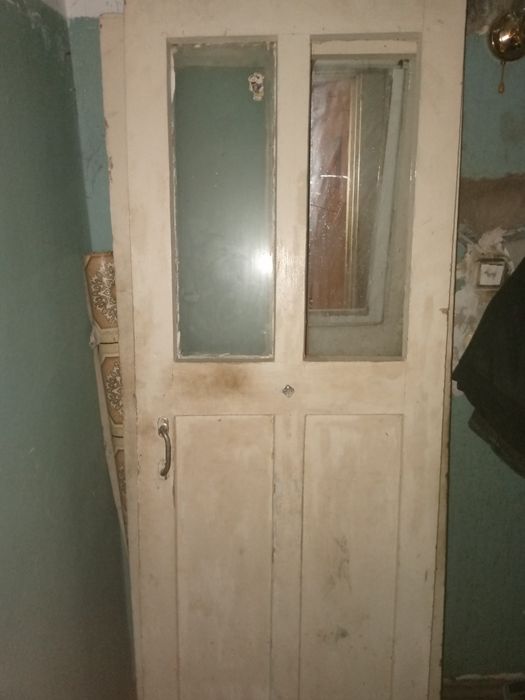 Отдам бесплатно 2 двери самовывоз