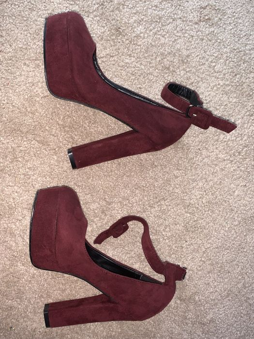 Туфли замшевые бордовые 36 новые