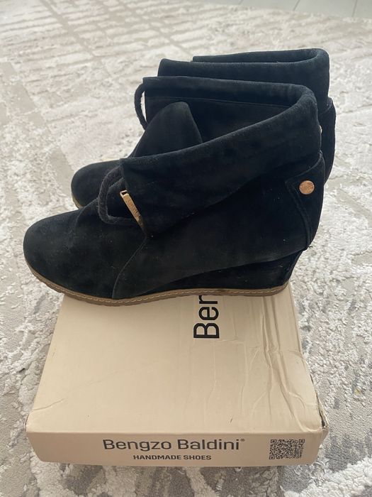 Продам полусапожки на тонкетке за  3000 в отличном состоянии