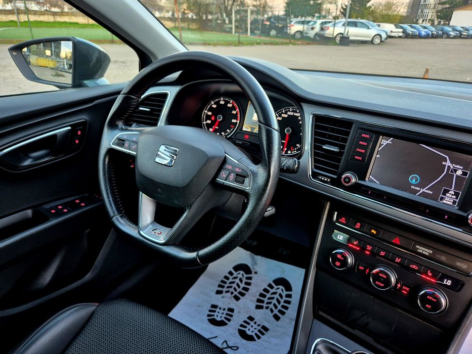SEAT LEON 1.4 TSI FR -Golf 7