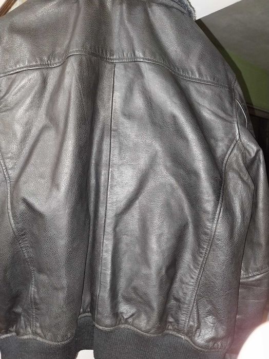 Черно яке от естествена телешка кожа XXL