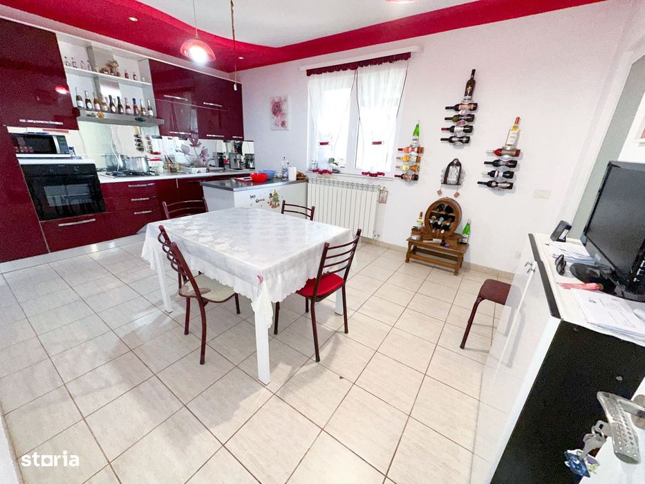 Casă DE VÂNZARE în Cucerdea