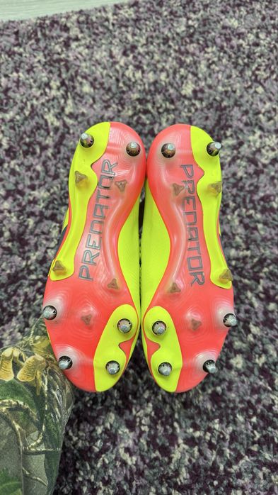 Adidas predator laceless