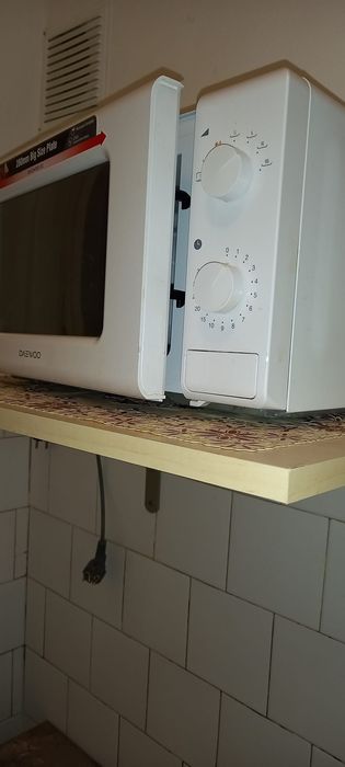 Închiriez garsoniera în Mărăști