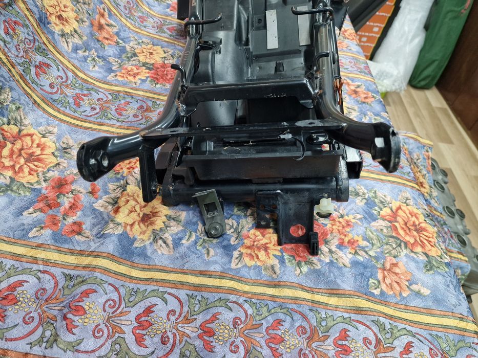 Опашка Задна рамка Suzuki GSR 600 2006 K6