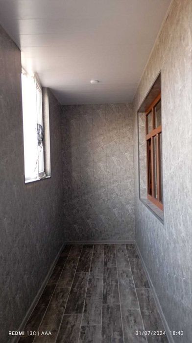 Kvartira sotiladi Oxangaron evalakda