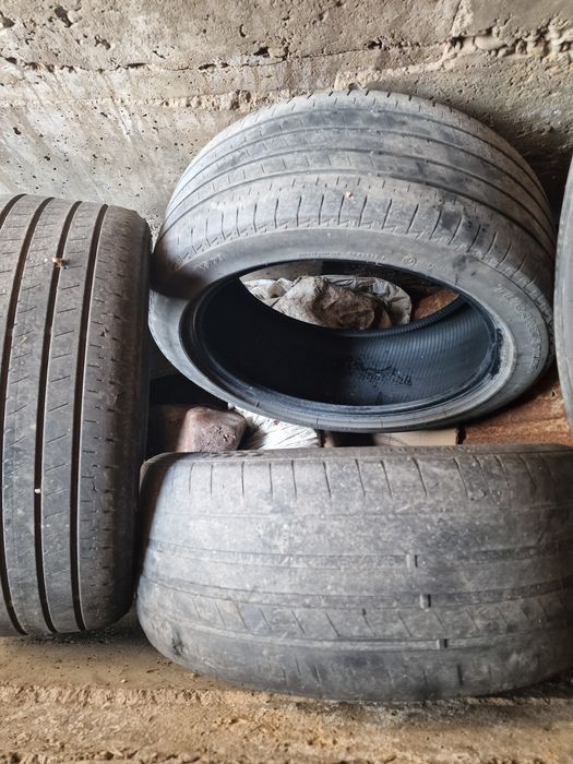 Шины летние 235×45×18. Bridgestone