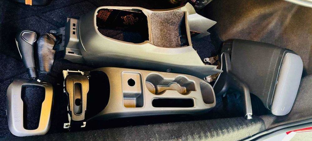 Бар съемный, ручник и ручка акпп кобальт продается!